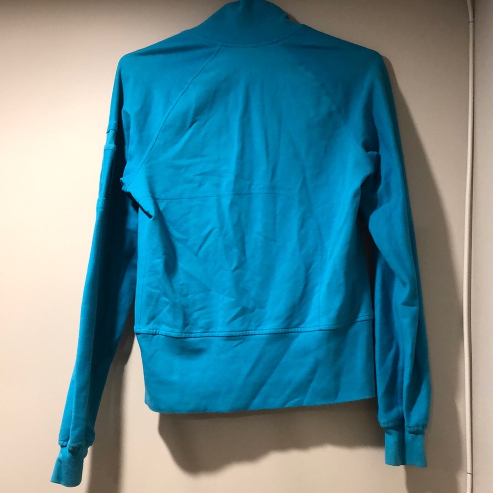 Lululemon sweater - Picture 2 of 6